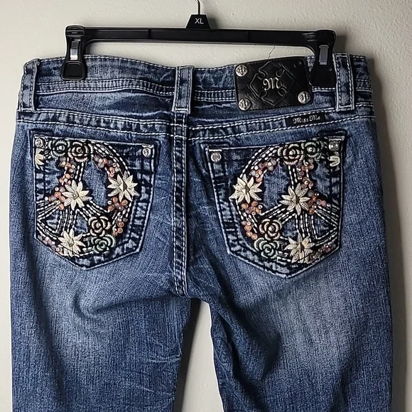 Miss Me Jeans Signature Skinny Floral Stitching Size 28 - Picture 1 of 9
